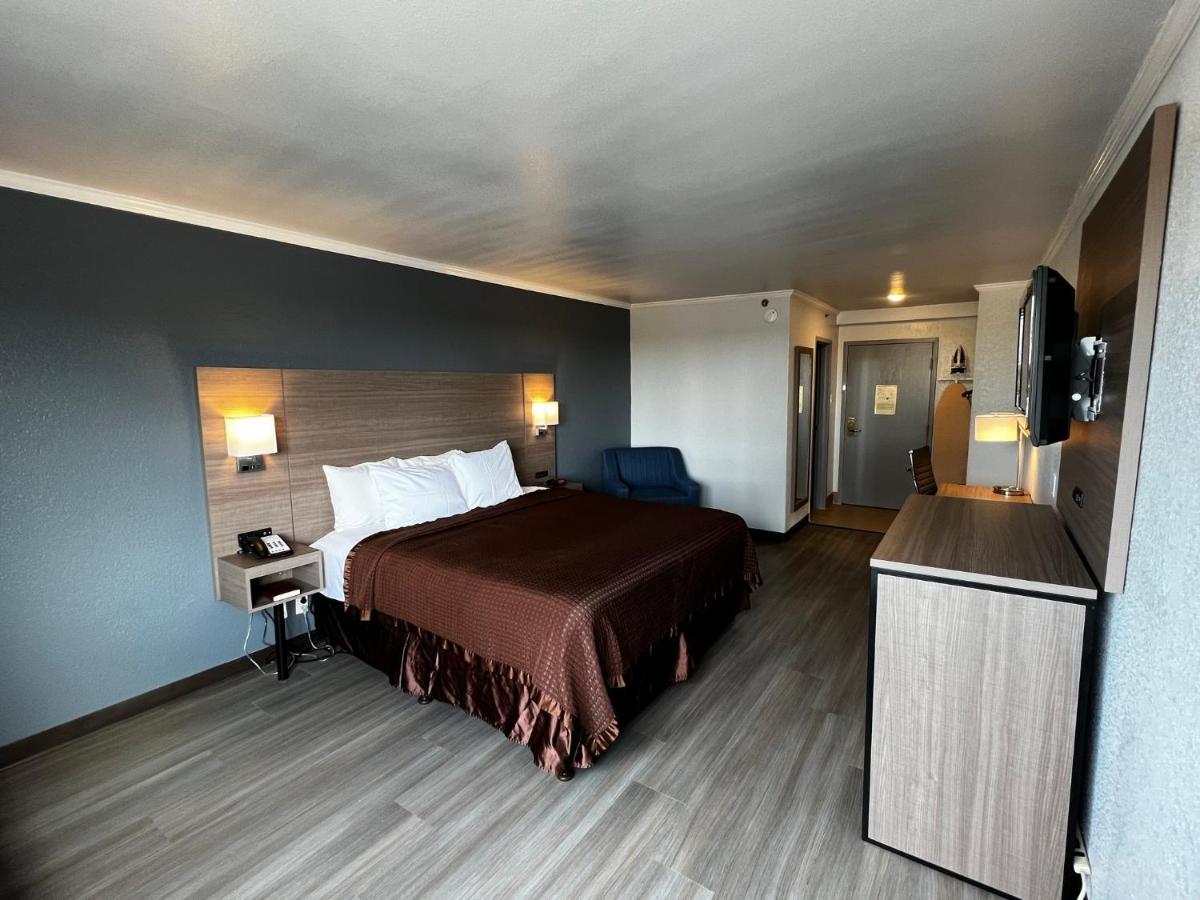 Super 8 By Wyndham Fort Worth Entertainment District מראה חיצוני תמונה