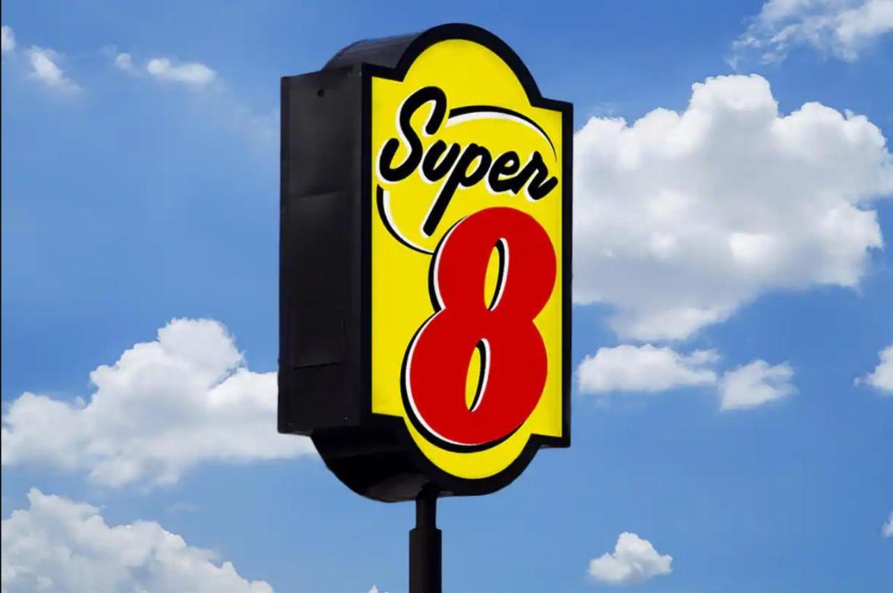 Super 8 By Wyndham Fort Worth Entertainment District מראה חיצוני תמונה